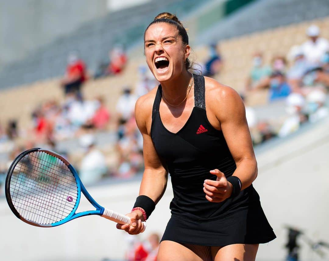 マリア・サッカリさんのインスタグラム写真 - (マリア・サッカリInstagram)「So happy to be in the QF for the first time @rolandgarros ❤️🇫🇷 Thank you for your support!」6月8日 2時34分 - mariasakkari