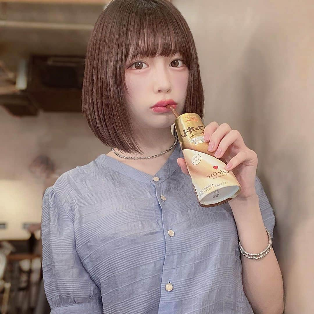 宮内凛さんのインスタグラム写真 - (宮内凛Instagram)「. . カフェオレが飲みたいの♩ . .  #japangirl #japanesegirls #셀스타그램📷 #셀피📷 #얼스타그램셀카 #얼짱스타그램 #일본여자 #오오티디패션 #模特 #赞 #粉我」6月7日 20時37分 - miyauchi_rin