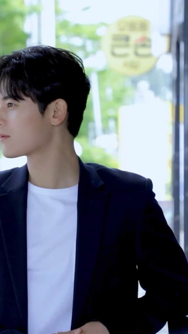 のインスタグラム：「봄봄 메이킹 아주 봄이다😍」