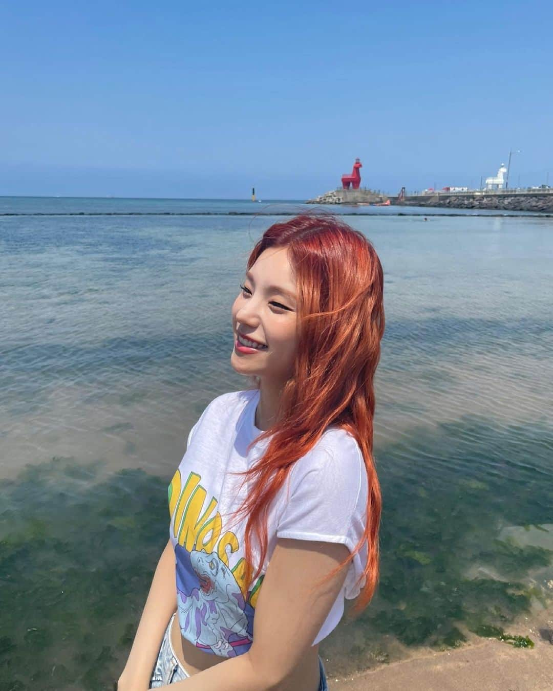 ITZYさんのインスタグラム写真 - (ITZYInstagram)「제주도 너무 좋다🖤」6月7日 23時11分 - itzy.all.in.us