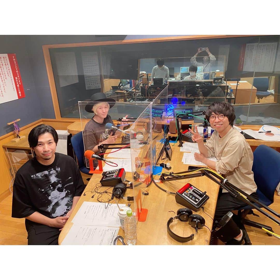 吉田山田さんのインスタグラム写真 - (吉田山田Instagram)「📻Fm yokohama　 「YOKOHAMA RADIO APARTMENT 「ドア開けてます！」」  #吉田山田 #wacci #ワチドア  #radiko #fmyokohama  #エフヨコ」6月7日 23時46分 - yoshidayamada_official