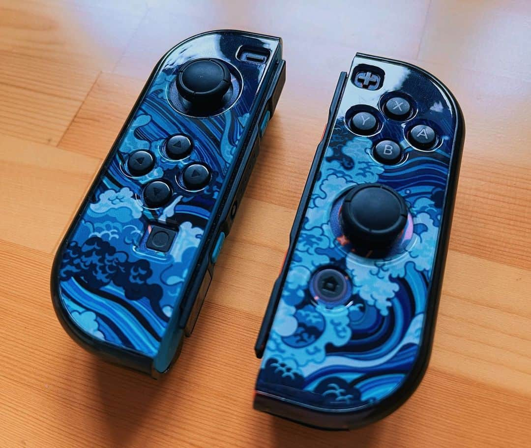 meyocoさんのインスタグラム写真 - (meyocoInstagram)「New protective case for regular switch now available in my non-apparel store. Free registered airmail shipping to select countries now available. 💙 Link in bio!」6月8日 0時46分 - meyoco