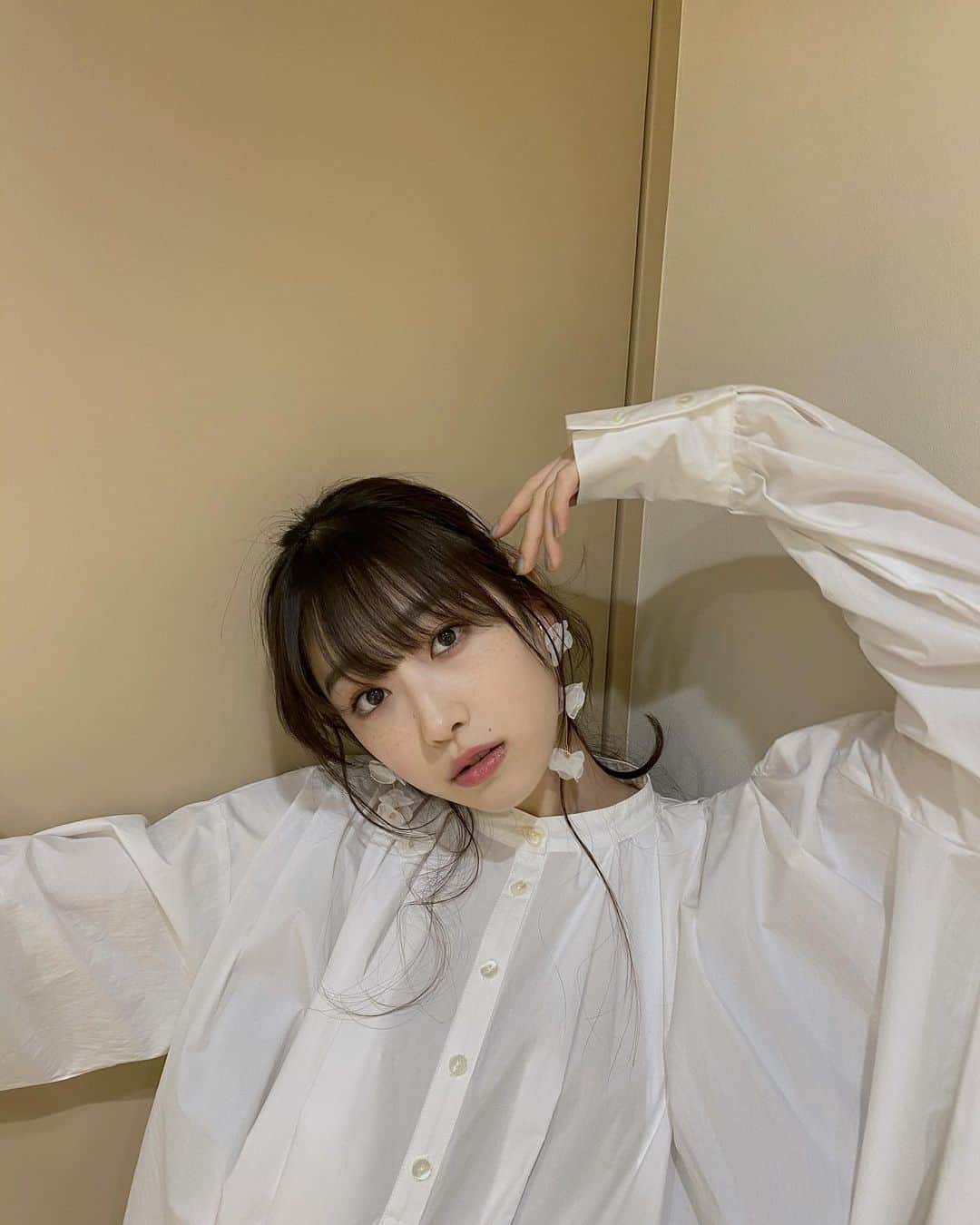 髙橋ひかるさんのインスタグラム写真 - (髙橋ひかるInstagram)「謎ポーズ」6月8日 9時18分 - hikaru_takahashi_official