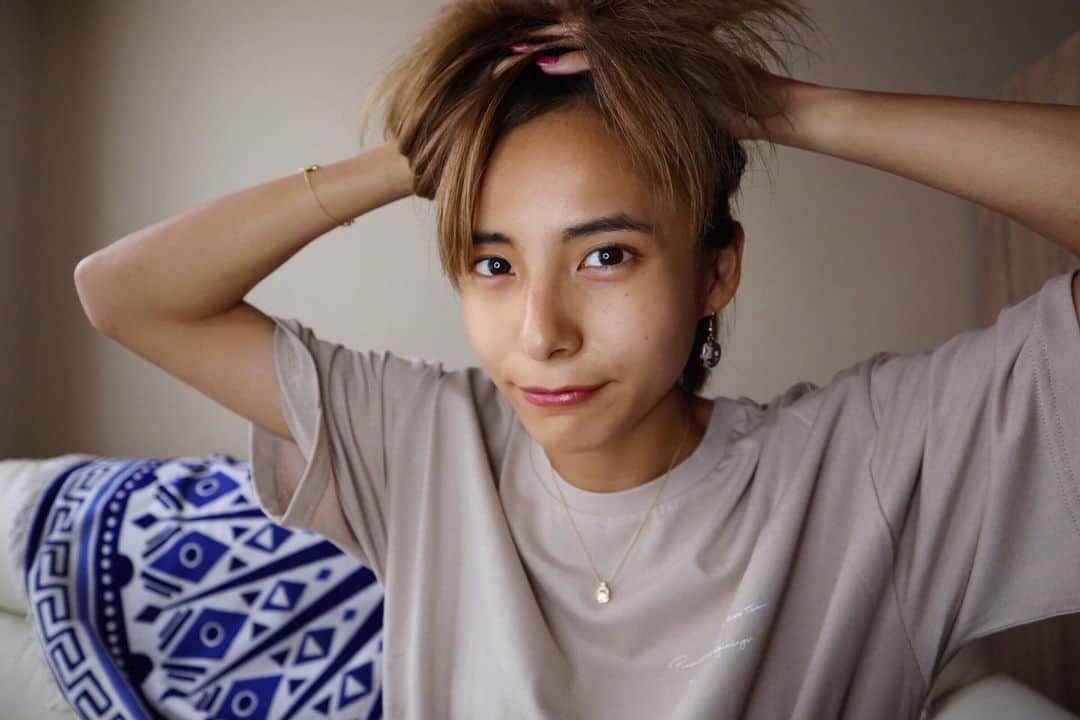 佐野千晃のインスタグラム：「みんなからの質問に答えたYouTubeが投稿されたよー！﻿ ﻿ 見てねー！笑﻿ ﻿ #natural #healthy #good #gilrs #gilr #cool #cute #ooted #selfie #self #face #スポーツ女子 #スポーツ #YouTube #質問返し」