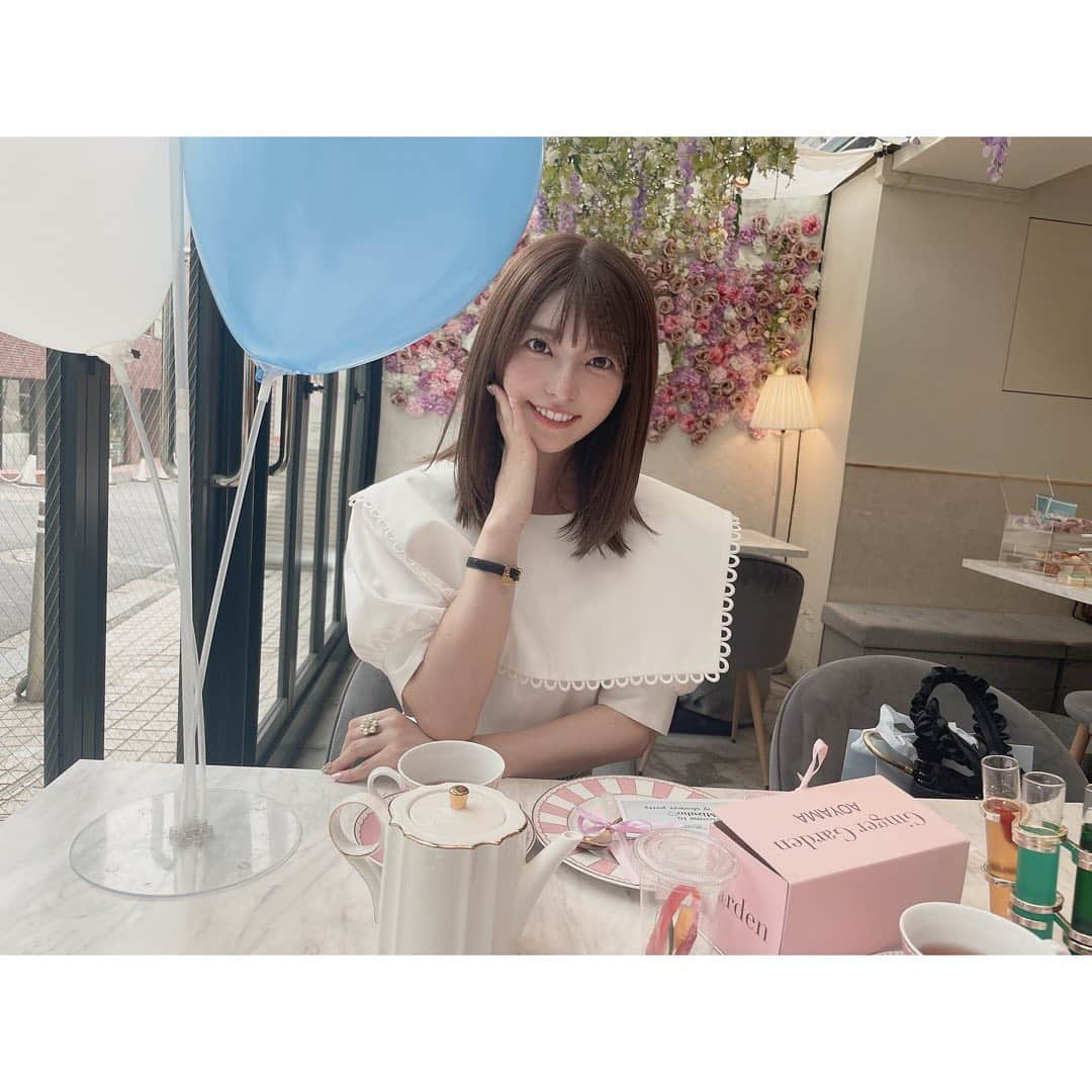 上原亜衣さんのインスタグラム写真 - (上原亜衣Instagram)「☕️🎀💐  #babyshower  #afternoontea」6月8日 19時08分 - ai_uehara_ex