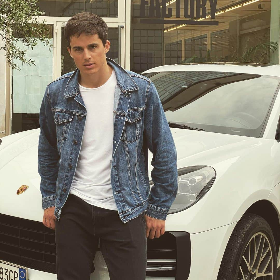 ピエトロ・ボセリさんのインスタグラム写真 - (ピエトロ・ボセリInstagram)「Which car do you prefer 1, 2 or 3?   Audi, Porsche or Mercedes?   I like changing it up so I drove all 3 in one week by using @primerent_car」6月8日 22時55分 - pietroboselli