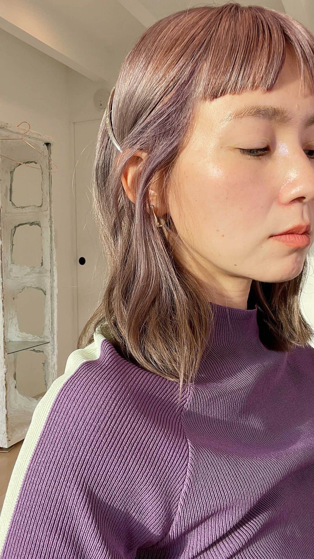 三苫愛のインスタグラム：「@nyxcosmetics のコスメを使いました。珍しくウェーブヘアです。 #mitomamakeup」