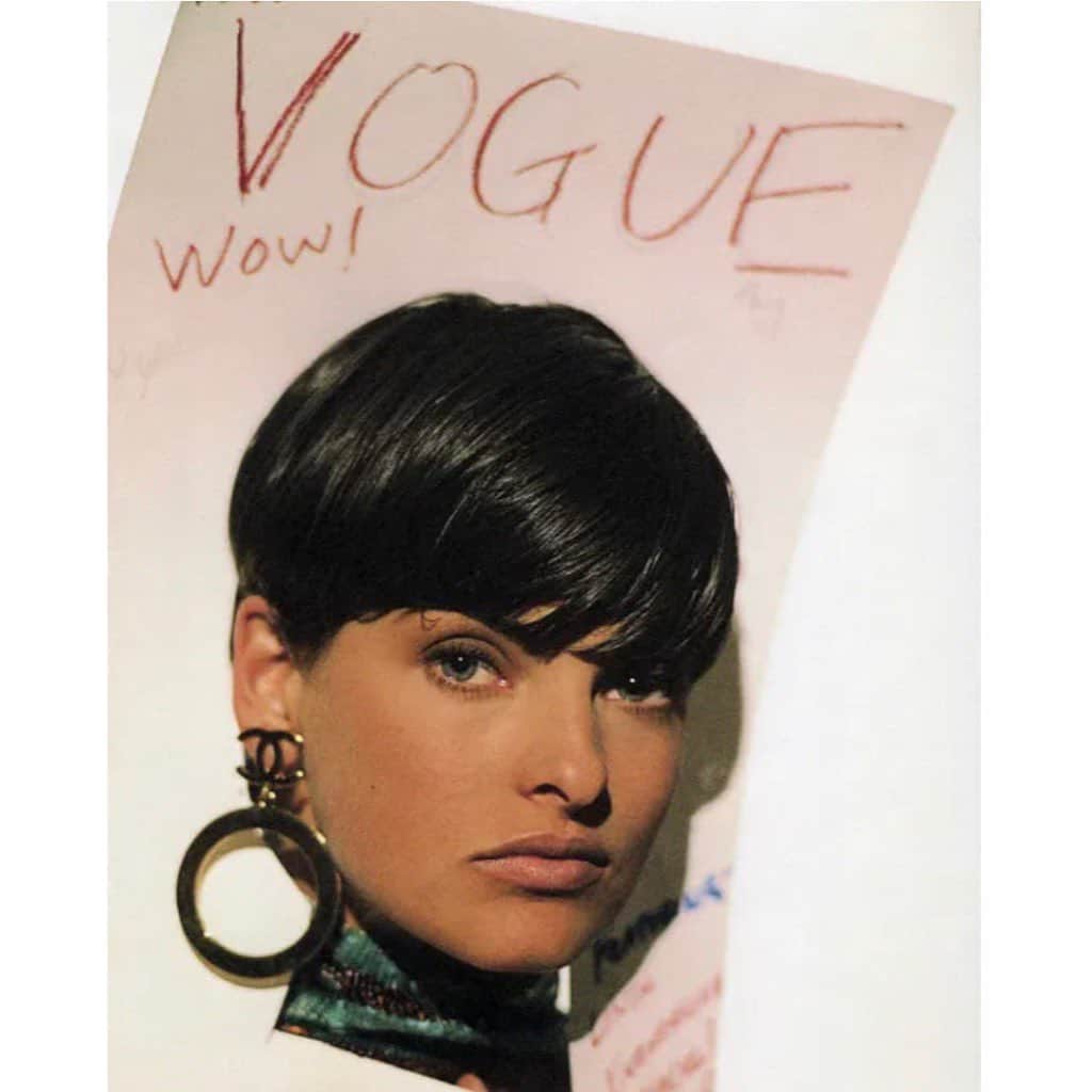 リンダ・エヴァンジェリスタのインスタグラム：「♥️♥️♥️ Happiest birthday dear Arthur! ♥️♥️♥️ The very 1st to believe in me and give me a shot at any Vogue 🙏🏻🙏🏻🙏🏻 @arthurelgort 📷 @vogueparis @britishvogue  @voguemagazine @vogue」