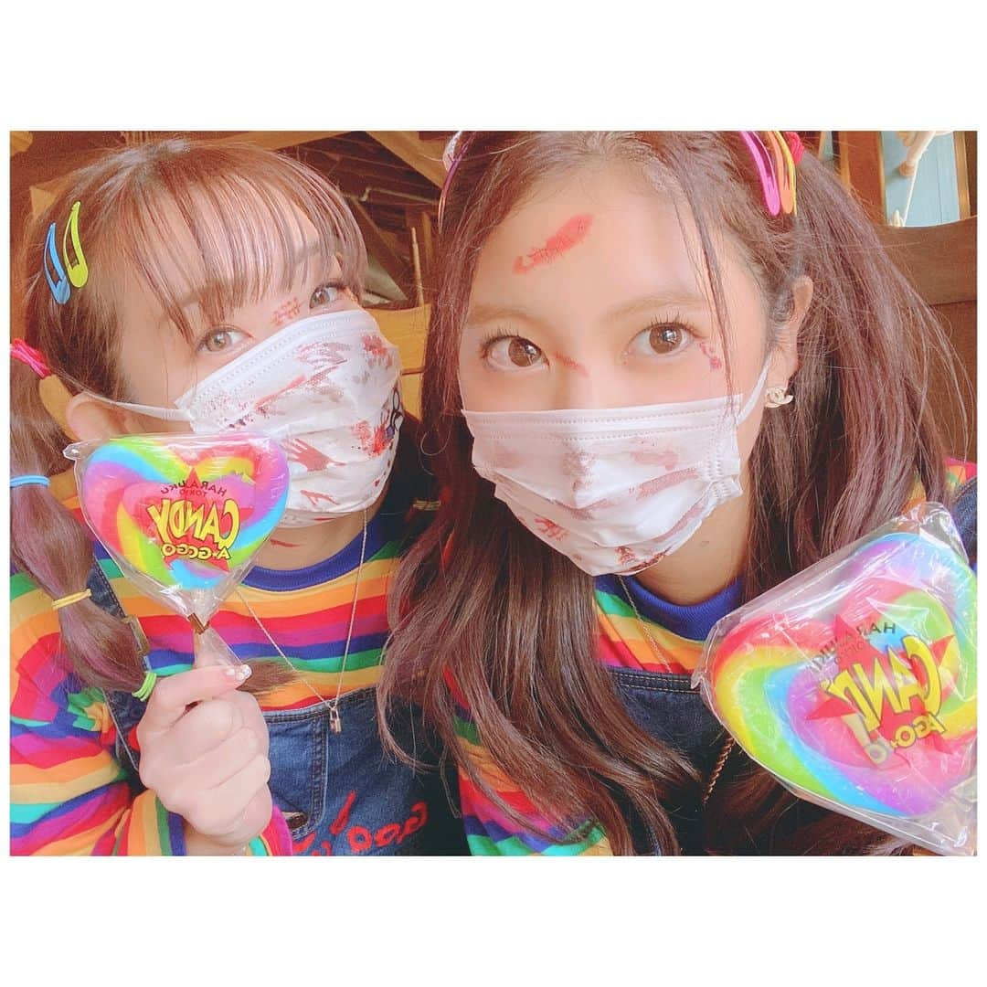 足立梨花さんのインスタグラム写真 - (足立梨花Instagram)「りまっち💜HAPPY BIRTHDAY🎂💖🎉﻿ こんなになにも考えず一緒にいれる人は初めてです笑﻿ いつもありがとう🥰﻿ ﻿ でも改まって話すのは恥ずかしいのでいつも通りにさせていただきます👼笑笑﻿ 1日1日を楽しもうねー💛💛💛💛﻿ ﻿ #りかりま #りまっち #西崎莉麻 #誕生日 #HBD #あなたの誕生日の瞬間 #湯船に浸かってます #許してね #www」6月9日 0時01分 - adacchee