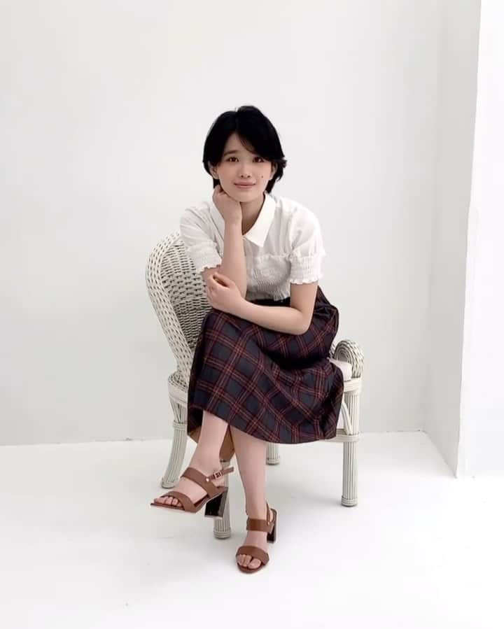 若林薫のインスタグラム：「✿ ✿ ✿   #マネさんカメラ   #オフショット」