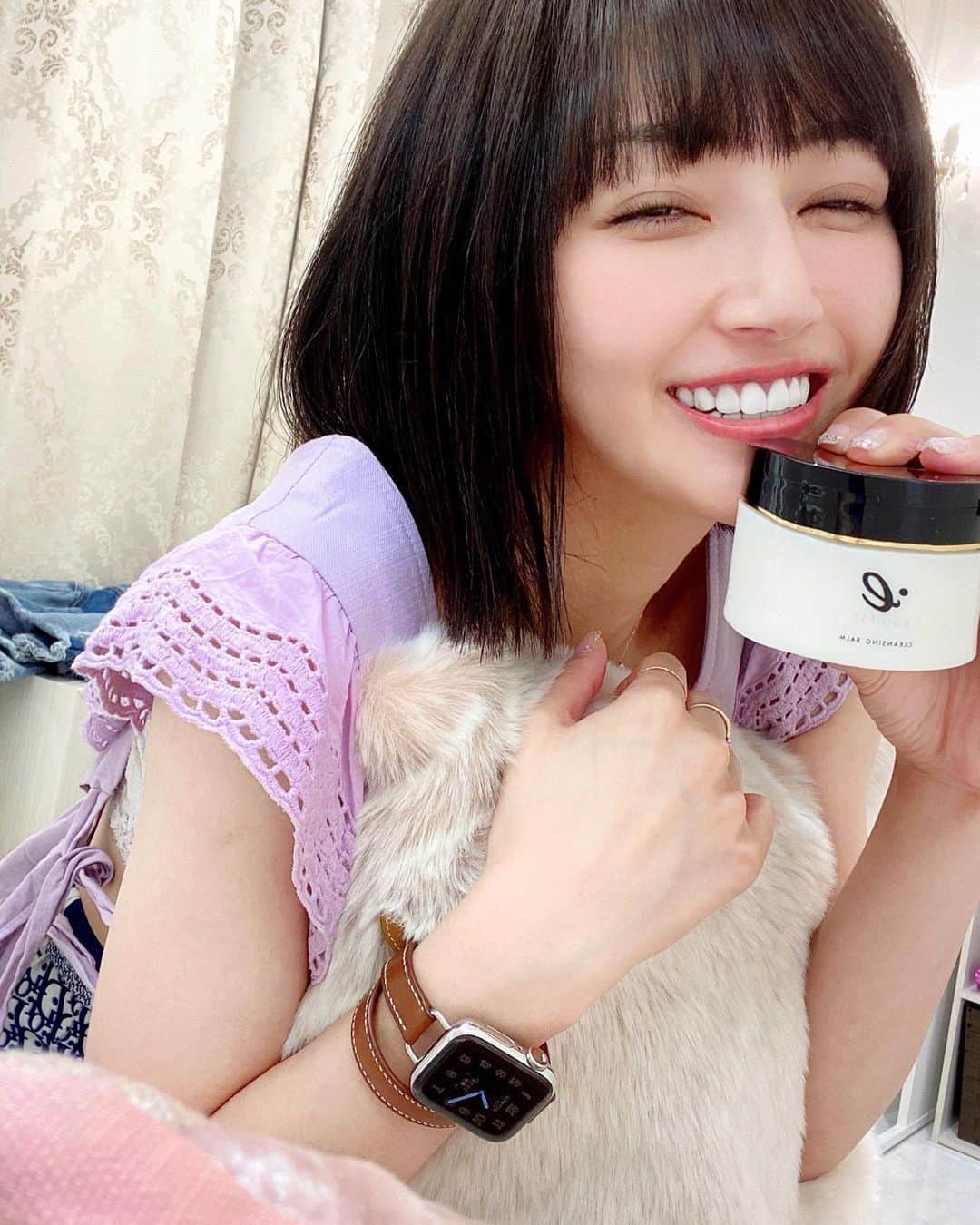 のインスタグラム：「﻿ ﻿ ﻿ この前ストーリー載せた新しいクレンジング💄✨﻿ 最近クレンジングはバーム大好き勢なんやけど、﻿ ﻿ 潤い成分94.4%やからぷるぷるなるし﻿ 夏の毛穴の開きとかも予防できて優秀💜💕﻿ ﻿ みんなは夏の対策何かしてる〜？😘🌺﻿ ﻿ ﻿ pr @egoipse_jp  #エゴイプセ #クレンジングバーム #毛穴ケア #すっぴんの極み #EGOIPSE #保湿ケア」