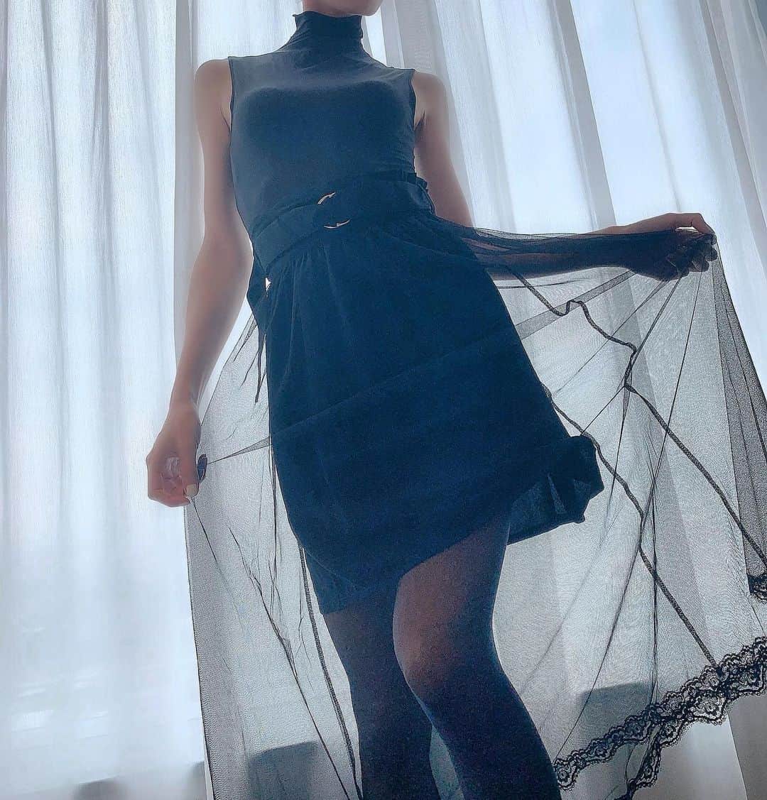 乃亜のインスタグラム：「❤︎ ・ ・ ・ #portrait #shotting #Japanesegirl #followme #selfie #ショートヘア  #自撮り #グラビア #被写体  #乃亜 #インスタグラビア」