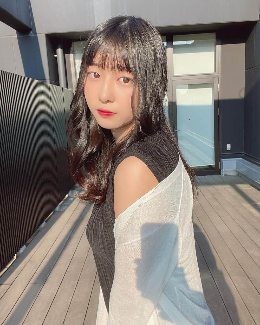 我妻ゆりかさんのインスタグラム写真 - (我妻ゆりかInstagram)「お姉さんは好きですか？     (@yamamote_hair )髪はいつもの美容師さん🌸やまちゃん！！！ いつも私の髪を可愛くしてくれる〜！ 大事なお仕事前に行くようにしてます✨いつも可愛くしてくれてありがとう…！！😭♡」6月9日 17時22分 - wagatsuma_yurika