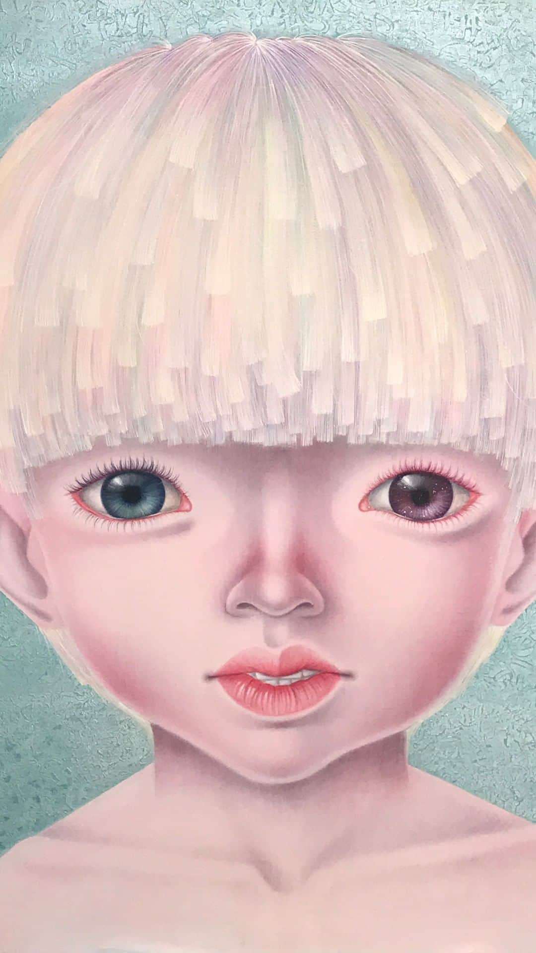 こうぶんこうぞうのインスタグラム：「Subscribe please!!! https://www.youtube.com/user/KodomonoHitomiStaffA?sub_confirmation=1  Title of the work "To the future of imitation ..." Acrylic on canvas2017 w72.7cm×h91cm F30  Date: Wednesday, March 29, 2017 - Saturday, April 22, 2017 Time: 13: 00-17: 00 Address: Chiba Prefecture Yachiyo-shi City Takatsu Higashi 4-3-8 1F  Introduction of works exhibited http://bandhgallery.xyz/artist/cozo-cobun/  Thanks for coming my youtube channel! I am a Japanese lowbrowart painter. name is cozo cobun It is a work of 2017  #Artwithme #こうぶんこうぞう #ART #cocoartch #Atelierco #アトリエこう #cozocobun #cocoart #アート #現代アート #現代美術 #作品 #painting #Japaneseartist  #Asianpaintings #Japanesepainting #portraitpainting #PortraitArtist #Japaneseart #lowart #Japanesepopart #artist #lowbrowart  progress for new work...(^^) 壓克力畫布...... ^ O ^ Acrílico sobre lienzo ... ^ o ^ 캔버스에 아크릴み ... ^ O ^ Acrylique sur toile ... ^ o ^ Acrylic paint on the cottoncanvas. . . (^^)」