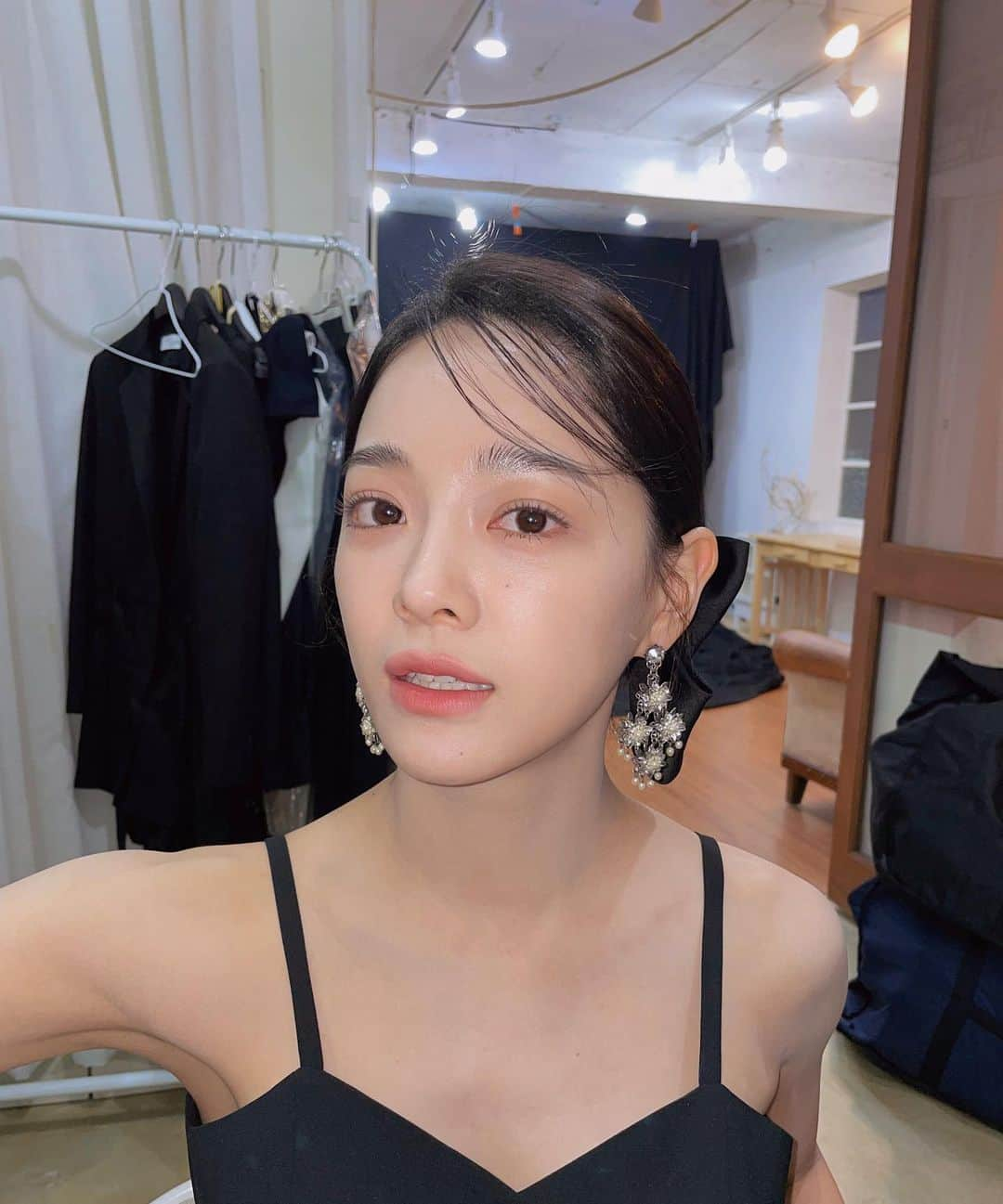 キム・セジョン（Gugudan SeMiNa）さんのインスタグラム写真 - (キム・セジョン（Gugudan SeMiNa）Instagram)「행복했고 재밌었던 그날 비하인드 사진」6月10日 8時59分 - clean_0828