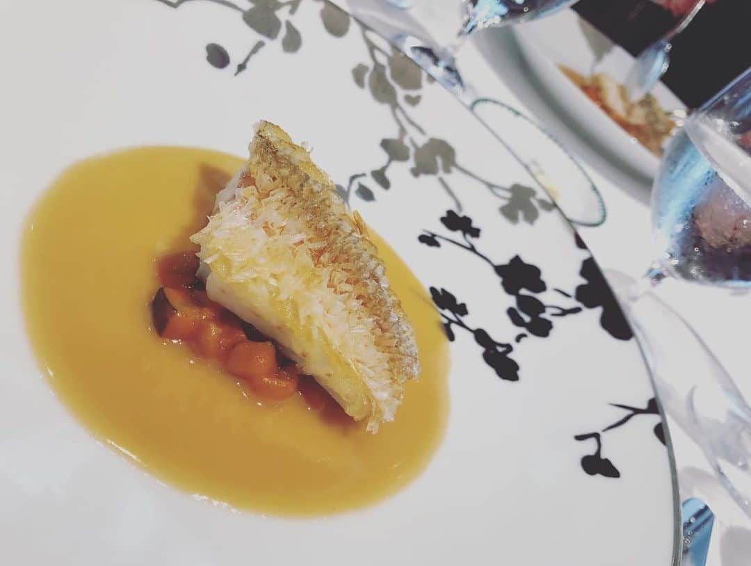 大真みらんさんのインスタグラム写真 - (大真みらんInstagram)「🍽シェ・イノ🍽 又、行きたいねっ 贅沢ランチ❣️」6月10日 12時21分 - miran_oma