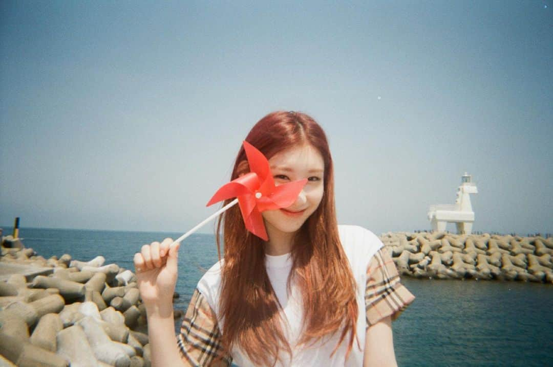 ITZYさんのインスタグラム写真 - (ITZYInstagram)「#itzy #chaeryeong 📸」6月10日 16時48分 - itzy.all.in.us