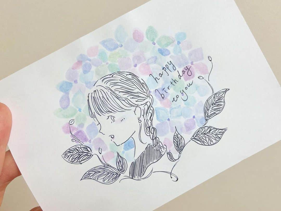 島津咲苗さんのインスタグラム写真 - (島津咲苗Instagram)「妹が描いて送ってくれました☺️ どんな時も味方でいてくれる 親友のような存在です♪ 絵、上手でしょ〜。(姉バカかな🤣) とてもとても、嬉しかったです。  明日のアップも宜しくお願いします🌱」6月10日 21時01分 - sanae_shimazu