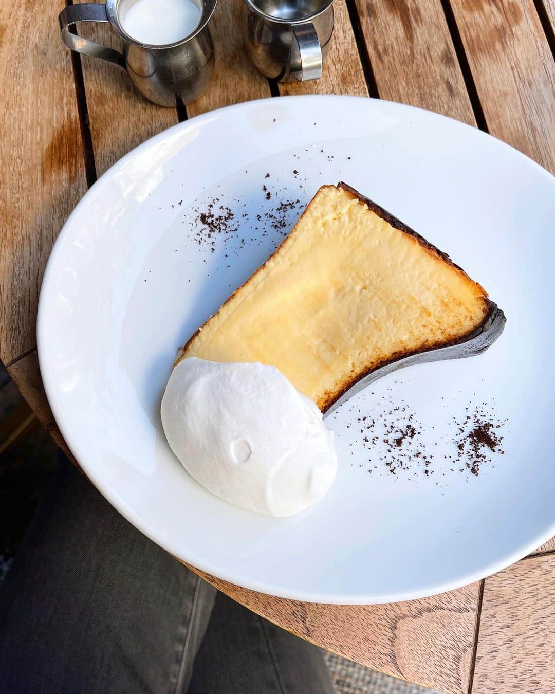のインスタグラム：「だいぶ前にたべたチーズケーキ🍰 また食べたい🌙」