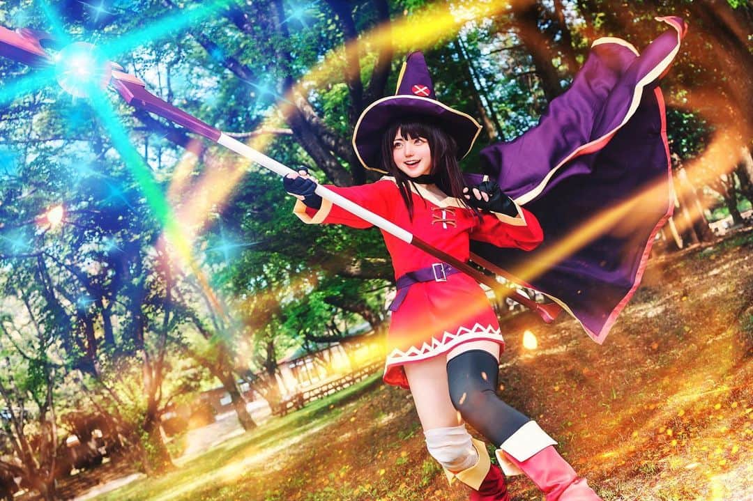 のインスタグラム：「ナイス爆裂‼️‼️ ✧ ✧ ✧  #cosplay  #cosplayer  #cosplaygirl  #konosubarashiisekainishukufukuwo #cosplayphoto  #konosuba  #megumin  #コスプレ  #コスプレイヤー  #このすば  #めぐみん」