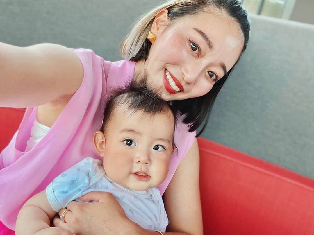 梅谷安里さんのインスタグラム写真 - (梅谷安里Instagram)「可愛い親子とDATE👶👱‍♀️💕 はるぴと毎月会えてる幸せ💗 たくさん笑ってくれるそうちゃんに癒されたなぁん🤤 #bff#happy#baby #tokyo#celavitokyo」6月10日 21時29分 - anriworld