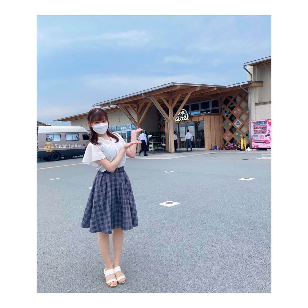 古川舞歌のインスタグラム：「先日撮影の為に福島へ行ってきました🌷  初めての福島。  自然豊かで美味しいものが沢山🥰 とても素敵なところでした🌱  撮影も楽しくてまた1つ勉強になりました🙌  #福島 #しらす丼 #道の駅」