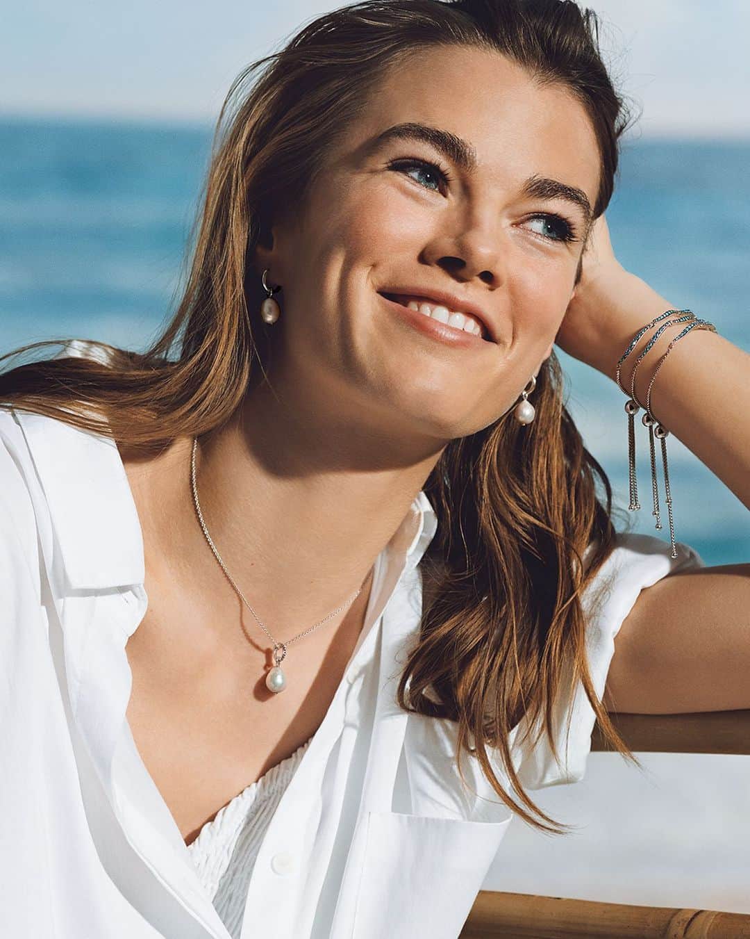 PANDORAさんのインスタグラム写真 - (PANDORAInstagram)「Pearls on point. Get your glow on with our versatile baroque pearl set, perfect for balmy days at the beach and hot summer nights. 🔥#PandoraOcean #PandoraStyle #Summer」6月10日 23時09分 - theofficialpandora