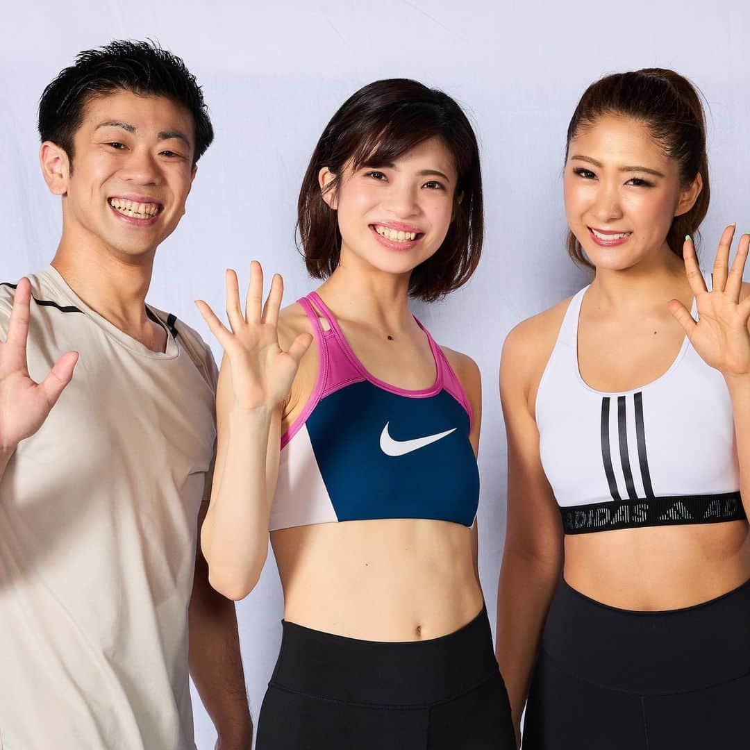 Evolv EMS Training Studioのインスタグラム：「皆さまこんにちは！  Evolvインストラクターの 左からKOKI、MOMOKO、SHUKOです🎵  Evolvのレッスンは、少人数レッスンです👌  少人数レッスンなので、レッスン中は専門インストラクターによる丁寧なサポートを受けることができます😉  またレッスン中だけではなく、お食事のお悩みまで、お客様一人一人に合わせたカウンセリングも行っています🙂✨  夏に向けて引き締めたい、痩せたいと思っている方、今なら初回トライアルが500円で受けられるキャンペーン実施中です！  予約は簡単3STEP！ プロフィールのリンクからいつでもどうぞ👇 @evolv_official . Evolvでは短時間で効果的なレッスンを提供し、夏に向けて皆さまの理想の体づくりをサポートいまします✨ . 皆さまのご体験お待ちしてます🍀 . #evolv_ems #エヴォルヴ #エボルブ #EMS #EMSボディスーツ #EMSダイエット #diet #ダイエット #筋トレ #トレーニング #ボディメイク #フィットネス #ワークアウト #ワークアウト女子 #腹筋女子 #肉体改造 #有酸素運動 #エクササイズ #トレーニング女子 #腹筋割りたい #ジム女子 #ストレス発散 #美body #アフターバーン #アフターバーン効果 #時短ダイエット #emsトレーニング#パーソナルトレーニング #投稿」