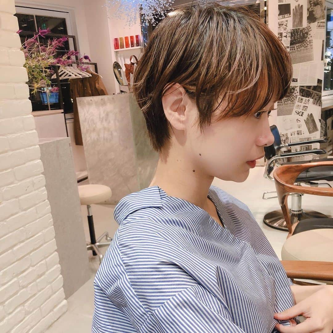 のインスタグラム：「ショートはバングインナーを入れて🍊  #ショート　#バングインナー　 #ショートインナー」