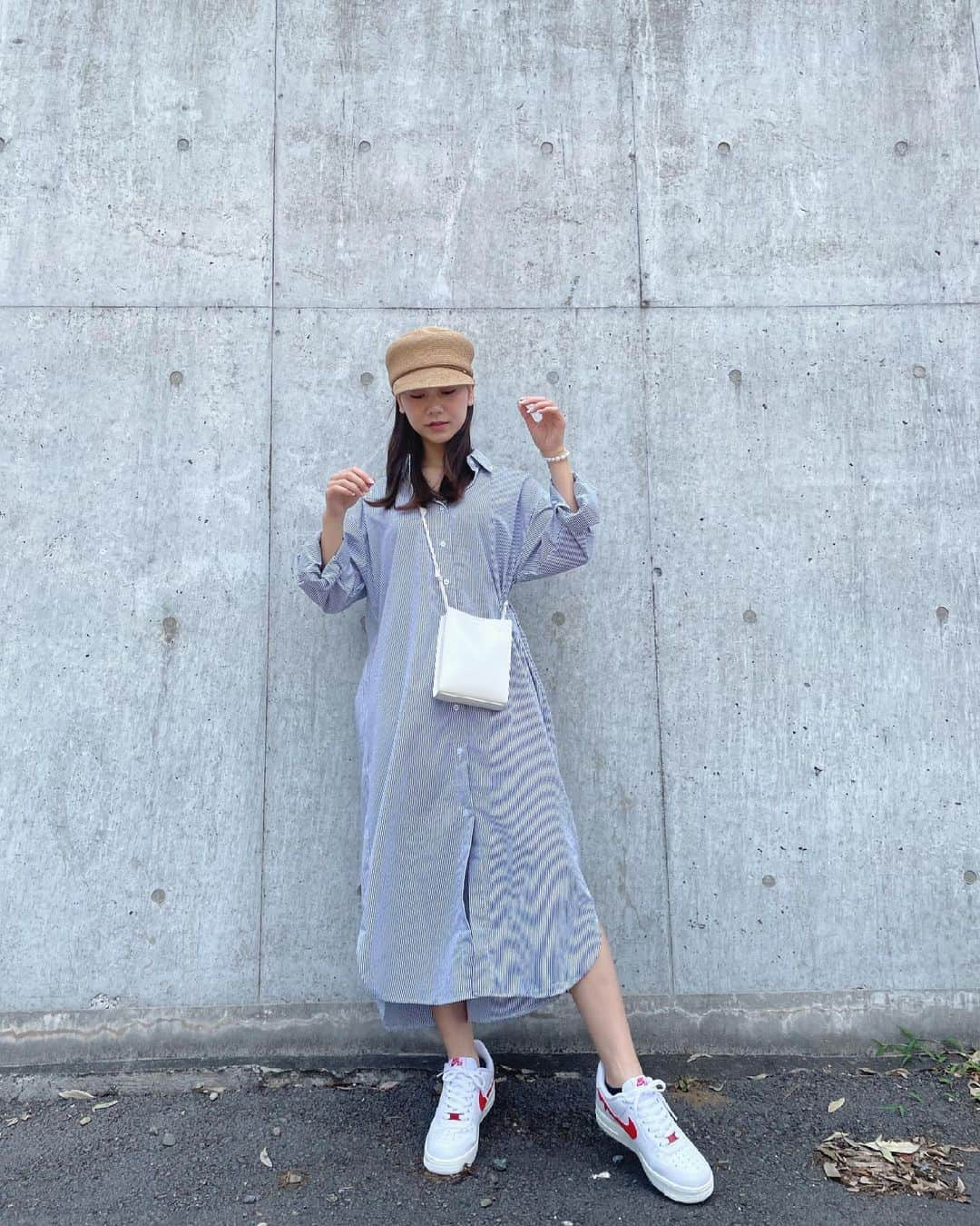 今井美桜さんのインスタグラム写真 - (今井美桜Instagram)「＊ いつかの私服☺︎  このシャツワンピ 生地がサラッとしてて薄めだから夏にぴったり🌻 そして、楽ちんなの〜  スーポーティーになりすぎないように、パールのブレスレットを！ そして、キャップではなくキャスケットにしてみた☺️  #unemansion  #中途半端なポーズ」6月11日 10時38分 - mio_ima49