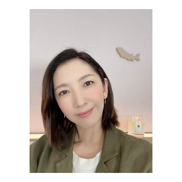 瀬奈じゅんさんのインスタグラム写真 - (瀬奈じゅんInstagram)「﻿ ﻿ 昨日のリモート夜会「J'sROOM～ブロードウェイと雑談～」にご参加下さった皆様、ありがとうございました！﻿ ﻿ 久しぶりに皆様との時間をゆっくり持て、人生初の楽しい富山の夜となりました。﻿ ホントに雑談だったけど、シンプルにフラットに色んなお話しが出来て、皆様のチャットでのお言葉にたくさんの元気を頂きました。﻿ 皆様のお顔を見ながら雑談出来る日を楽しみに、明日からの富山公演も頑張ります！﻿ ﻿ 本当にありがとうございました！！﻿ ﻿ ﻿ 次回は、遅くなってしまいましたが「エリザガラコン反省会」を素敵な方達と開催計画中笑。﻿ ﻿ どうぞお楽しみに！！﻿ ﻿ ﻿ #リモート夜会﻿ #ブロードウェイと雑談﻿ #富山 ﻿ #ゲストは毎度お馴染み﻿ #YouTuber﻿ #彩乃かなみ さん﻿ ﻿ #収益の一部を寄附金に﻿ #小児がんと闘う子どもたちと﻿ #そのご家族の為に﻿ #瀬奈じゅん」6月11日 12時03分 - junsena_official