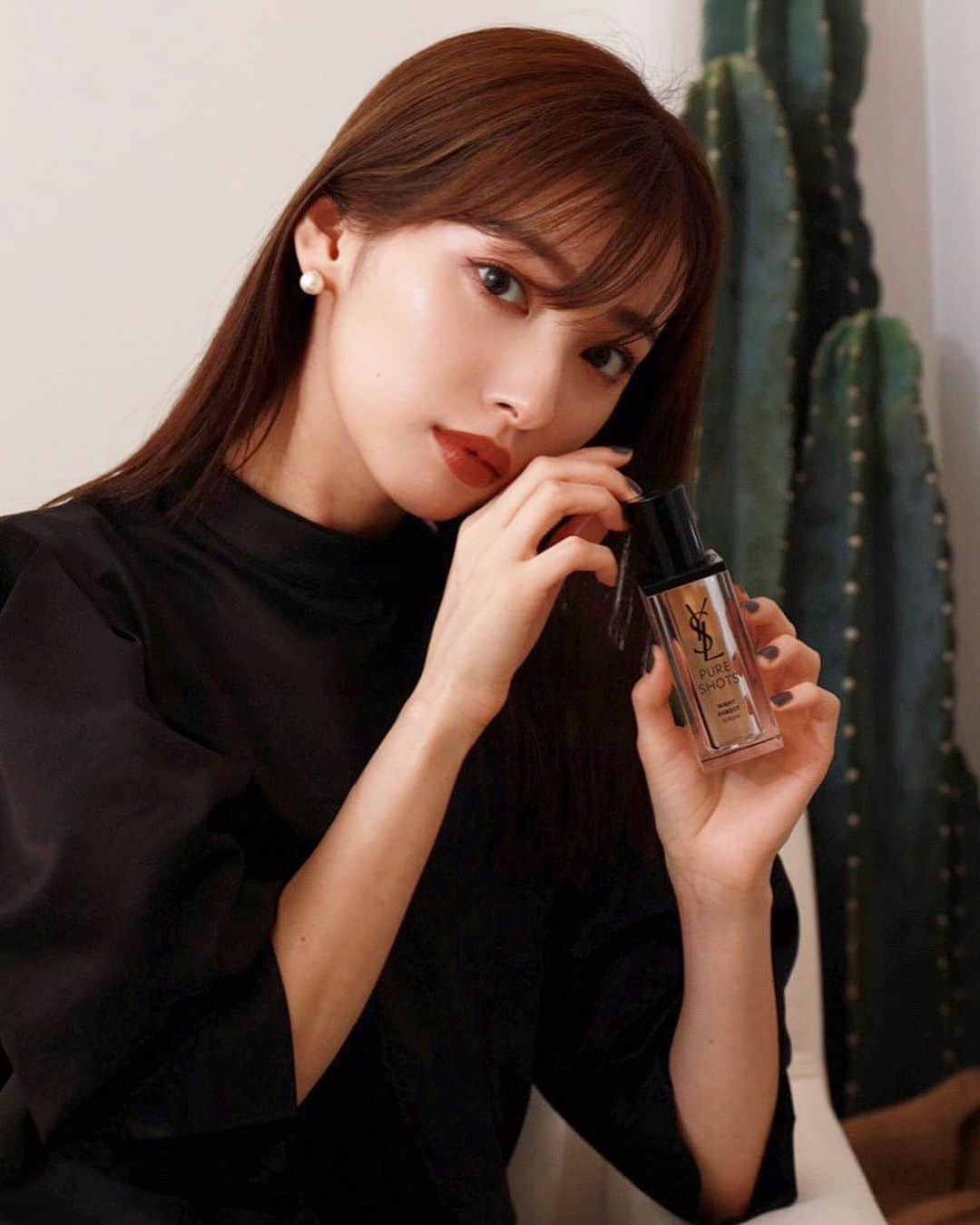 谷川菜奈さんのインスタグラム写真 - (谷川菜奈Instagram)「【YSL BEAUTY “PURE SHOTS” EXCLUSIVE SALON】  サボテンが原材料に含まれてるピュアショット🌵 パッケージがレフィルになったり サスティナブルなYSL beauty🤍 素敵です✨  @yslbeauty #pureshots #ピュアショットナイトセラム」5月18日 20時37分 - pechi.130