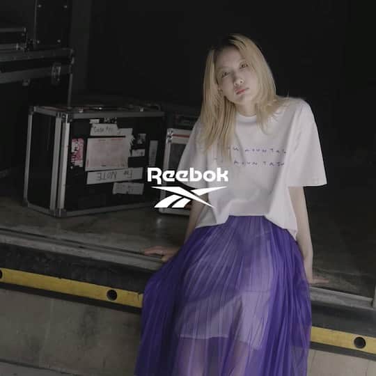 岩崎拓馬のインスタグラム：「@reebokclassicjp . . ポンプ好きとしては とっても嬉しい企画に 参加させて頂いて光栄  ありがとうございます❤️🖤💛 . . #reebok #happytime」