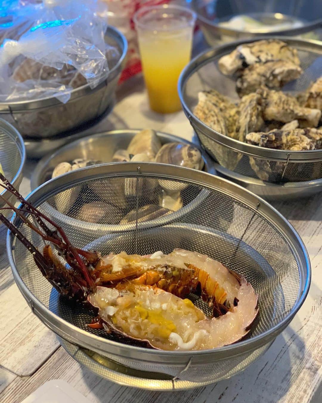 吉川ちかさんのインスタグラム写真 - (吉川ちかInstagram)「昨日はりなちゃんと 友達のダブル誕生日会🥺💓 . 豊洲にあるBBQ会場で BBQしながら誕生日会しました！ めちゃくちゃ雰囲気いいし 会場広いし素敵な空間でした☺️💓 . #BBQ#バーベキュー#バーベキューコーデ #誕生日会#お誕生日#おめでとうございます#豊洲グルメ」5月18日 19時09分 - yoshikawachika_1116