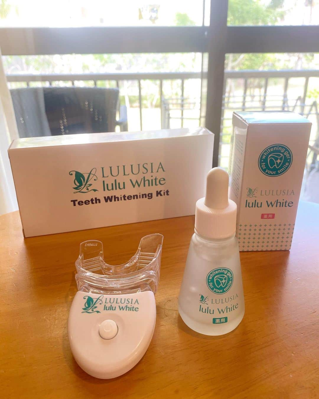 リンさんのインスタグラム写真 - (リンInstagram)「歯のホワイトニング 🦷 @lulusia_official   4月19日新発売😀  自宅で簡単に出来る 本格ホワイトニングキット✨🦷  980円からお試し出来るし 商品に満足出来なかったら 最大3回受け取り分までの全額返金保証もあるよん😀 是非お試しください❤️  #ホワイトニング #セルフホワイトニング #ホームホワイトニング #ルルホワイト #歯のホワイトニング #白い歯  #Sponsored #笑顔が一番  #笑顔が人を幸せにする  #笑顔が可愛い  #笑顔が素敵  #美脚  #美脚女子  #美脚美人  #美脚倶楽部  #美脚モデル  #legslegslegs  #legscrossed  #legslover  #legsfetish  #lovelegs  #smilebitch  #legmodel  #legsoftheday  #cutesmile  #美腿  #腿控  #腿模  #美腿丸  #牙齿美白」5月18日 19時28分 - rinn0626