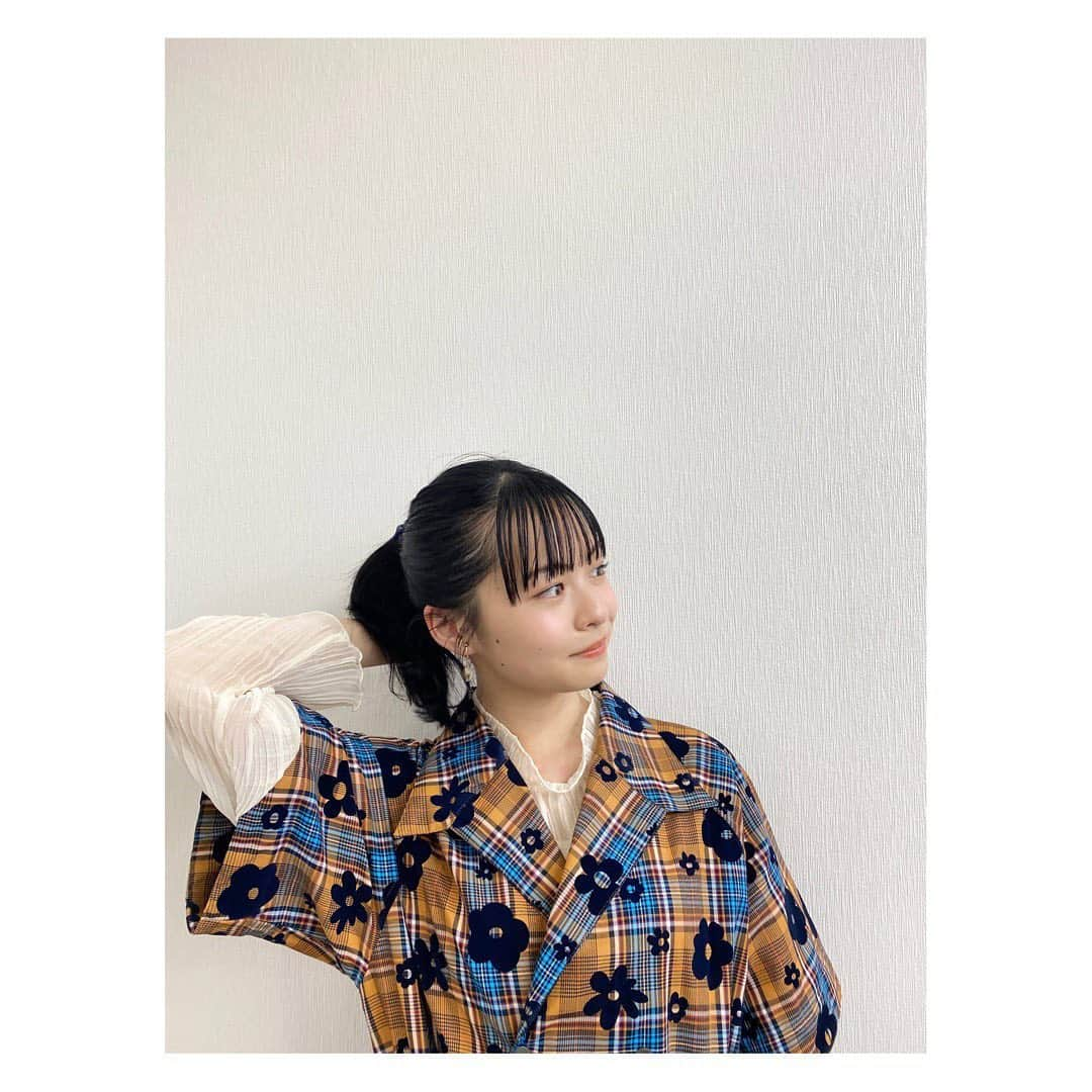 莉子さんのインスタグラム写真 - (莉子Instagram)「お知らせです　☺︎﻿ ﻿ テレビ朝日「あいつ今何してる？」﻿ 5月19日（水）18時45分~ ﻿ 出演させて頂きます🔅﻿ ﻿ 新企画です！﻿ 面白かった~＾＾﻿ ﻿ 明日！﻿ 是非ご覧ください☁️﻿」5月18日 19時40分 - riko_riko1204