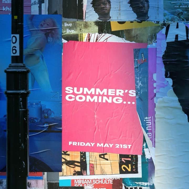 ザラ・ラーソンのインスタグラム：「🌞 summer edition is coming...」