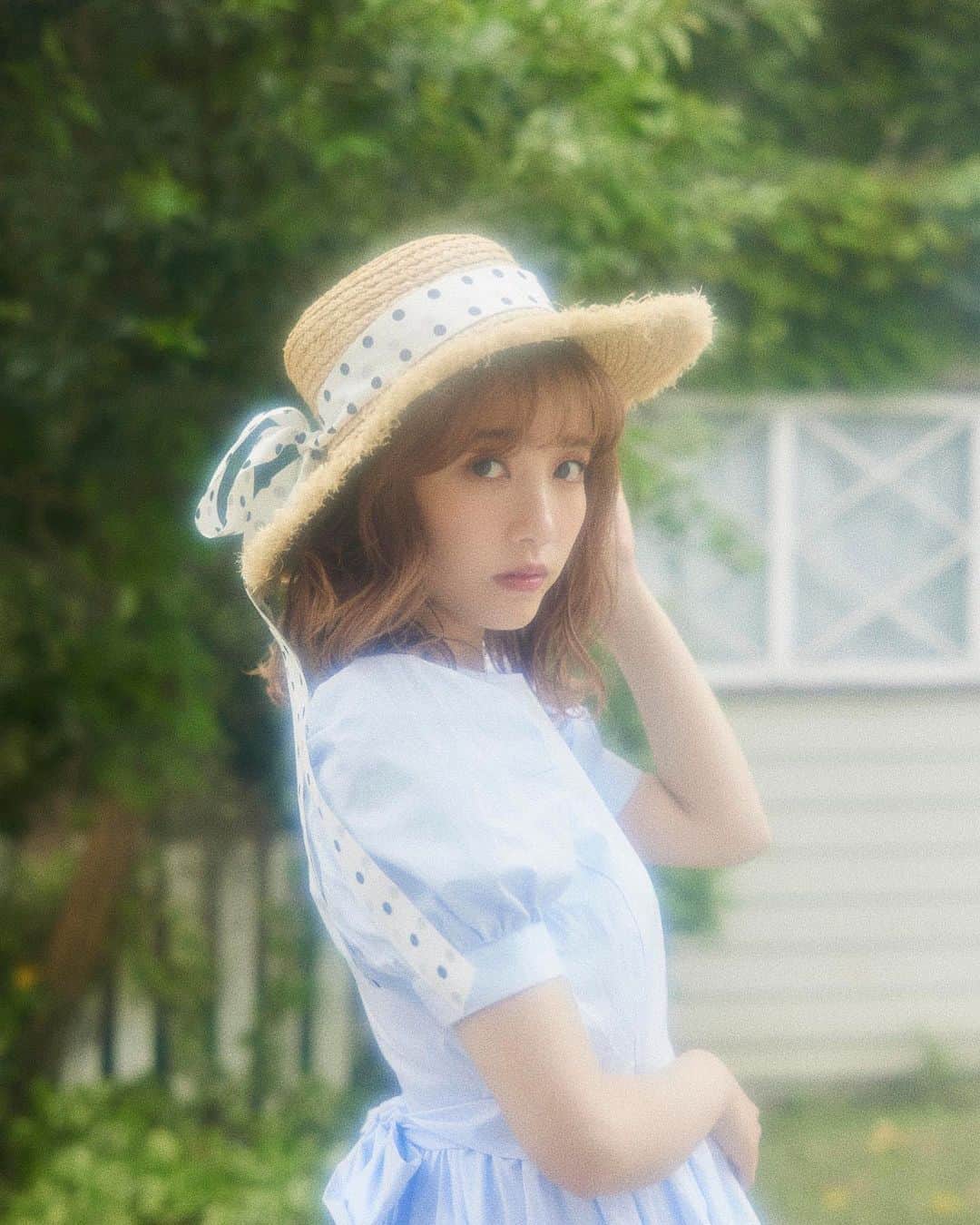 加藤玲奈のインスタグラム：「"stellatokyo"さんのsummer collectionの撮影をこの前させていただきました☀️✨ @stella_tokyo.jp のサイトに掲載されているのでぜひチェックしてください😌」