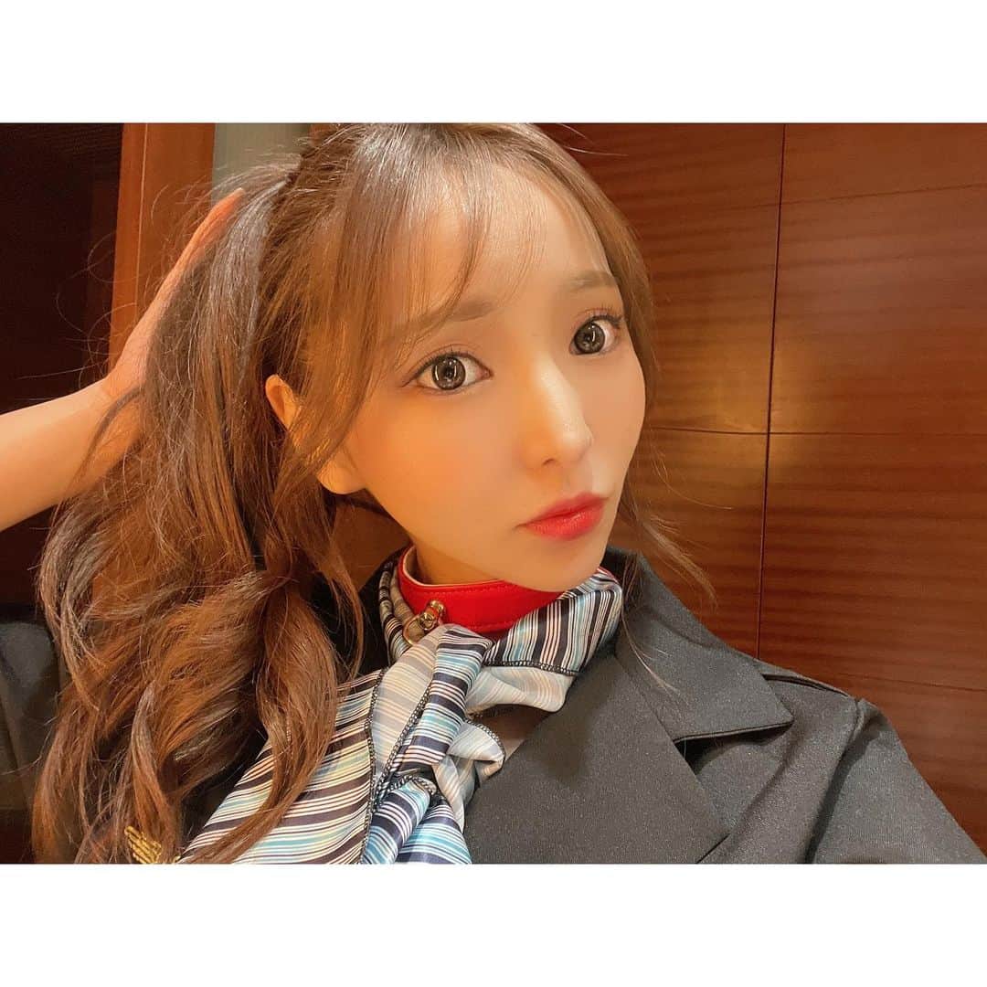 輝月あんりのインスタグラム：「工作結束了〜❣️ 回家🏡💗  いいなりCA   #520快樂 #520❤️ #japan  #tokyo   #taiwan #taipei」