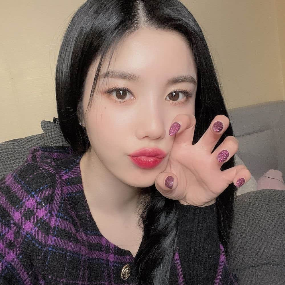 クォン・ウンビさんのインスタグラム写真 - (クォン・ウンビInstagram)「pouty baby i miss you 😚🥺💓  #IZONE #EUNBI #KWONEUNBI #권은비 #아이즈원」5月19日 17時26分 - kwoneunbi