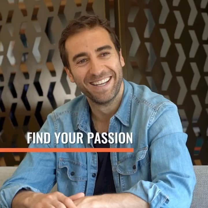 マチュー・フラミニのインスタグラム：「My goal wasn’t to be a professional footballer, I just enjoyed my childhood with my football and the rest is history. Find passion in what you do and you’ll never work a day in your life. 🙏  #mathieuflamini #passion #football #sport #childhood #memories #performancematters」