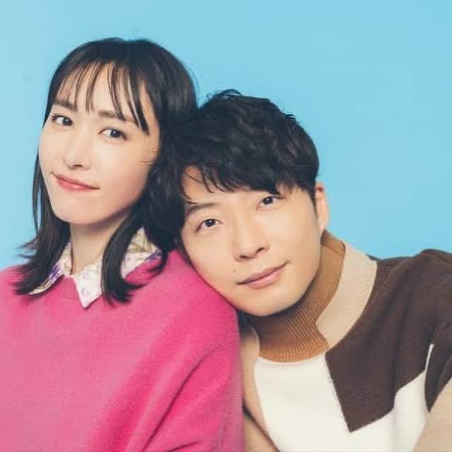 星來のインスタグラム：「新垣結衣＆星野源 結婚。 美男美女カップル誕生！！！ #新垣結衣 #星野源 #結婚 #美男美女 #カップル #いいね返し #インスタ映え #instagood #instalike #f4f #l4l #likeforlikes #likeforfollow #いいねした人全員フォローする #お洒落さんと繋がりたい #美男美女と繋がりたい」