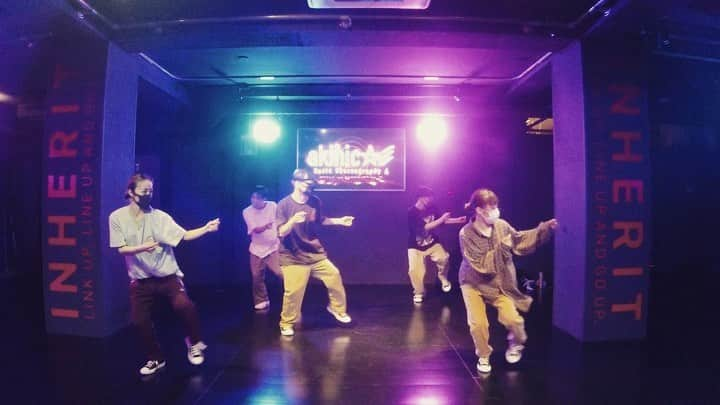 akihicのインスタグラム：「STUDIO INHERIT ＂A Rank＂ ・・・ めちゃ好きソングで楽しかったでやんす JAHEIM - Ain't Leavin Without You ・・・ @studio_inherit  @akiiii0430  @hi_natam  @ryouta_bozu_0511  @mitsuki.me  ・・・ #music #dance #lesson」