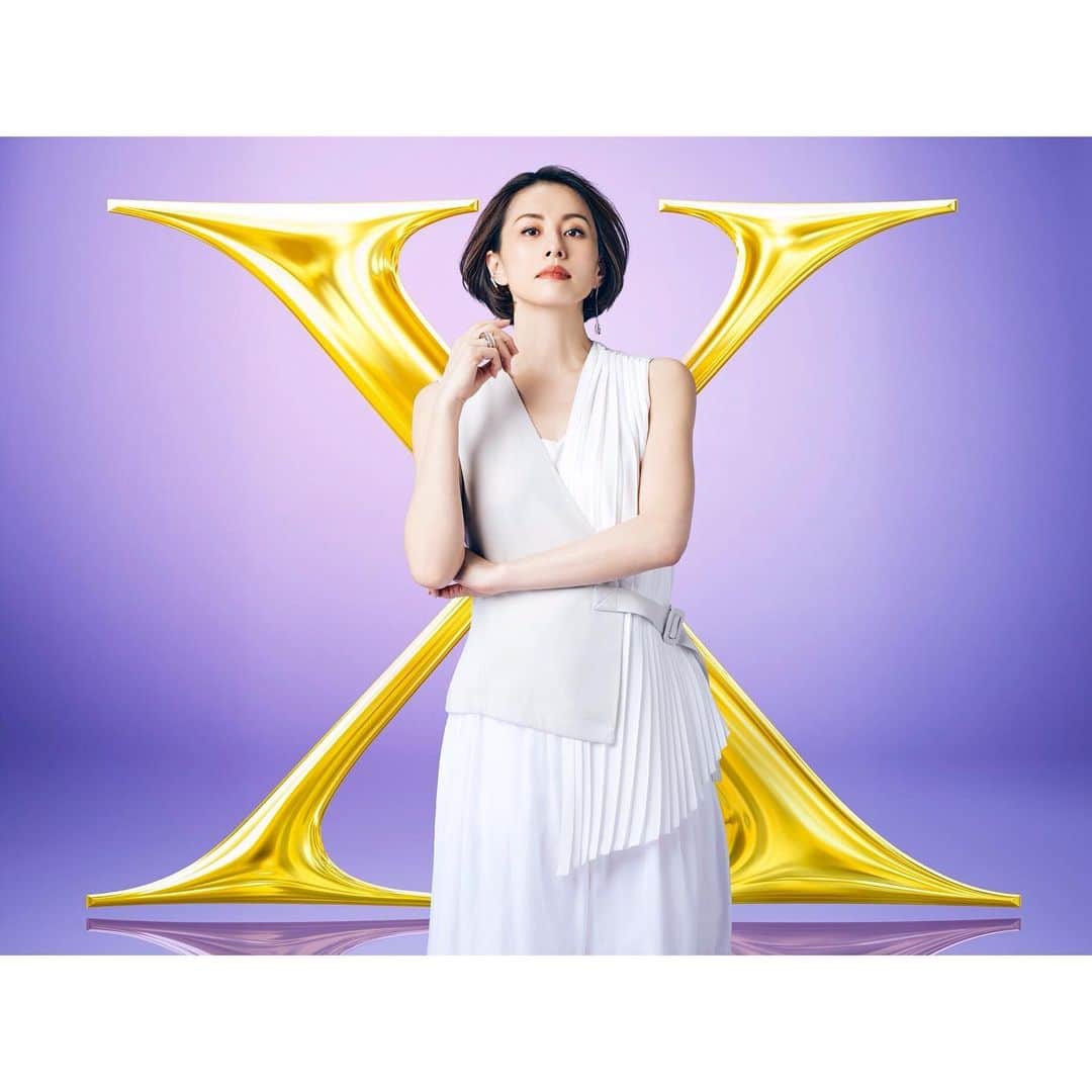 米倉涼子のインスタグラム：「皆さん！﻿ 今年の秋、『ドクターX』に﻿ 再び挑戦させていただく事になりました！﻿ 楽しくもあり、﻿ 初心に帰ることができるこの作品、﻿ 気がつけばもう10年経ちました。﻿ 皆さんに喜んでいただけるよう﻿ しっかり大門未知子を演じたいです！﻿ 待っててくださいね！﻿ ﻿ Hello all!﻿ This coming fall will take me back to Doctor X! ﻿ It’s been 10 years already with this fun and refreshing show. ﻿ Hope you all enjoy my Daimon Michiko once again!﻿ Stay tuned!  @doctorx_official  #内田有紀 #遠藤憲一 #勝村政信 #鈴木浩介 #岸部一徳 #西田敏行 #テレビ朝日」