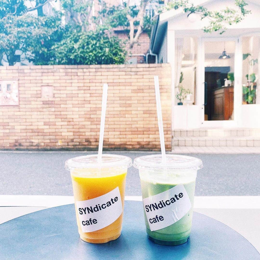 のインスタグラム：「＊ オープンカフェで過ごしやすい！お目当てのレモンスカッシュ売り切れてたので 北村は抹茶ラテを頼みました☺️ 甘すぎなくてちょうどよかった！  #原宿カフェ #表参道カフェ」