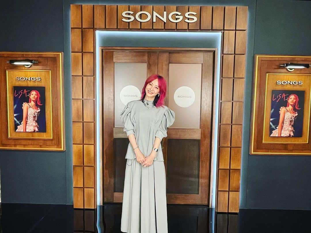 LiSAさんのインスタグラム写真 - (LiSAInstagram)「本日はSONGS様です🎤🐞 よろしくお願いします☻  RT【TV】本日5/20（木）22:30-23:15にNHKにて放送の番組「SONGS」にLiSAが歌唱出演します！ 「炎」「Another Great Day!!」「Believe in myself」の３曲を歌唱します。 https://www.nhk.or.jp/music/songs/448829.html?cid=dchk-tw-musicjp-0519-2  #LiSA #LiSA10th #LADYBUG #SONGS」5月20日 14時34分 - xlisa_olivex