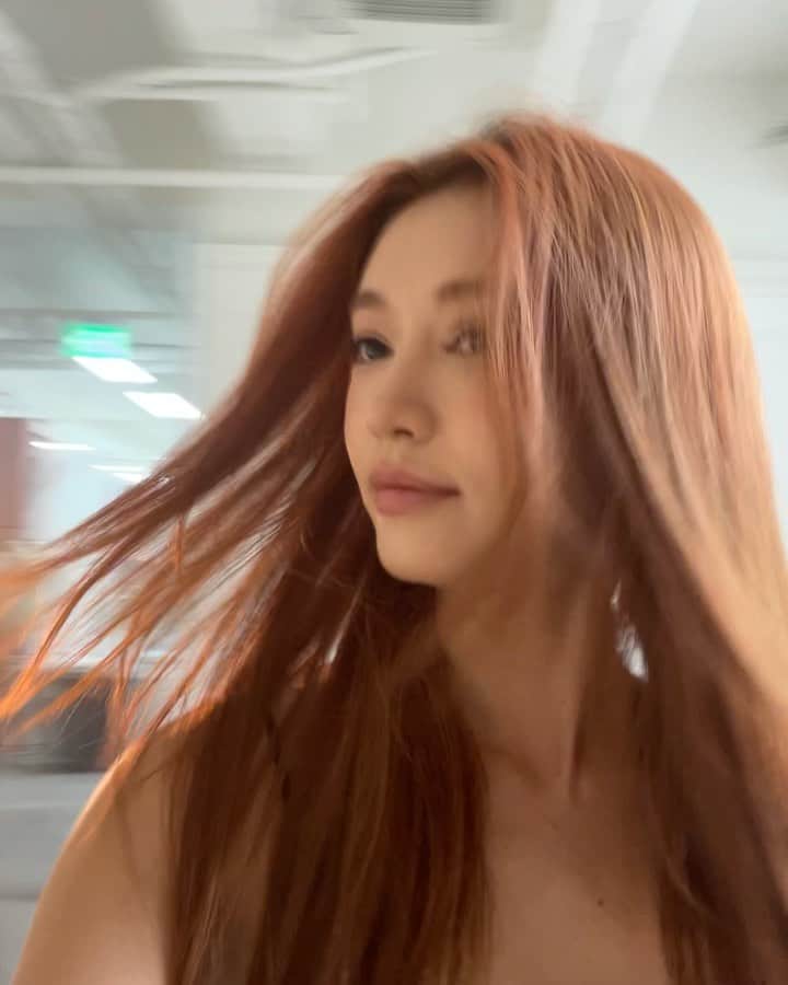 パク・ソラのインスタグラム：「그냥ㅋㅋ🙊」