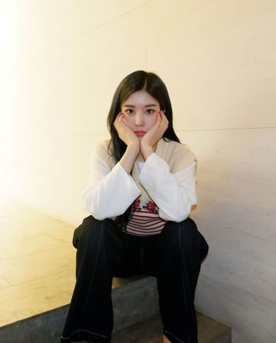 クォン・ウンビさんのインスタグラム写真 - (クォン・ウンビInstagram)「eunbi official instagram when??? @ woollim」5月20日 18時17分 - kwoneunbi