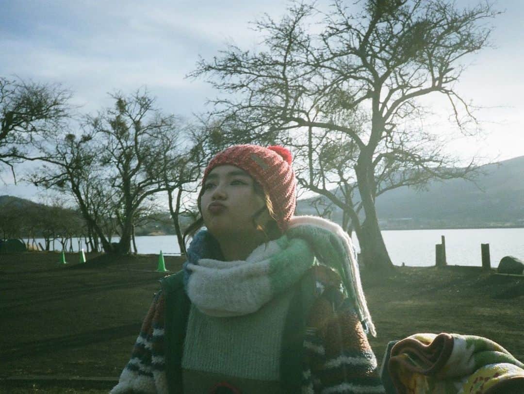 箭内夢菜さんのインスタグラム写真 - (箭内夢菜Instagram)「🏕 ゆるキャン△ご視聴ありがとうございました*ﾟ 投稿遅くなってすみません🥺  また来週の木曜日もお楽しみに😌   #ゆるキャン△2」5月21日 4時56分 - yumenayanai_official