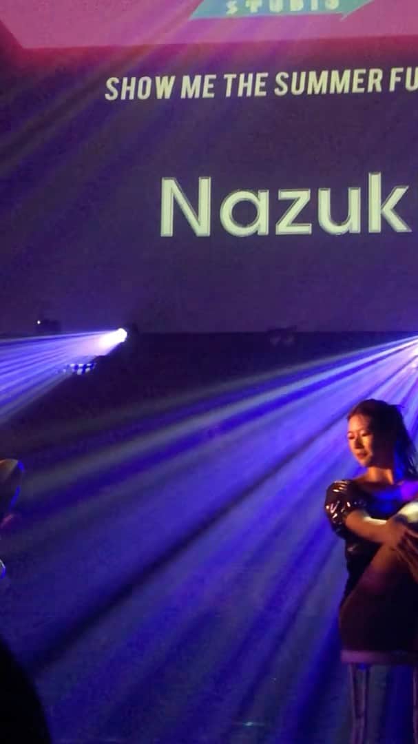 Nazukiのインスタグラム：「2018.8.6  産後に作った、 ヒールダンスのガールズ大人メンバー集めて作った作品💛👠  まだレンも小さかったから、リハーサルに連れて行って、振り作りも参加したりしてな😭  すごい好きな作品✨✨  ♫ @treysongz  #slowmotion   10年以上前からヒールレッスンやっていたけど、まだこの頃もヒールダンス作品やレッスンも浸透していなかったから、みんなよく頑張ったよね👏🏻👏🏻👏🏻  2021夏もナンバー作品出すから、楽しみ✌️  興味ある方はDMください👋🏻  #nazuki #nazukidance #heeldance #heel #dance #coreography #produce  #number #ダンス　#ヒールダンス #作品　#ダンス作品　#ダンスナンバー」